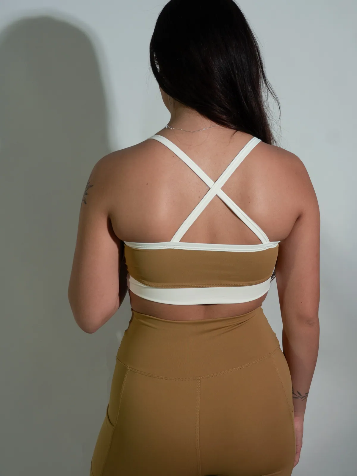 Conjunto Power Top e Calça na cor mostarda